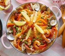  西红花海鲜腊肠炖饭 
